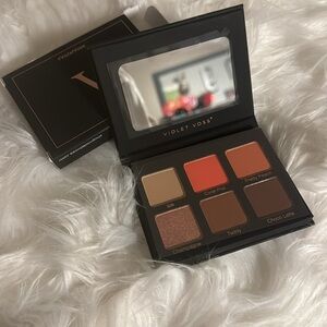 *NWT* Violet Voss Coral Pop Eyeshadow Palette